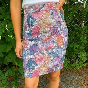 Mini H&M patterned skirt